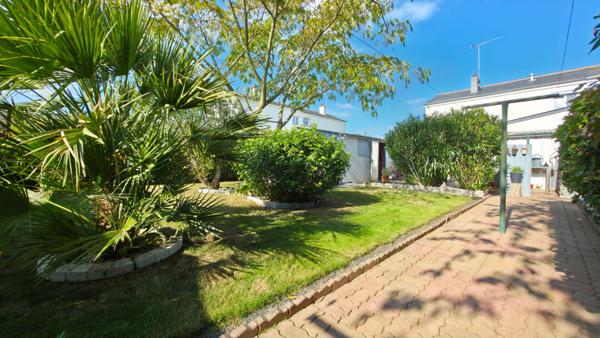 Maison trois chambres, proche toutes commodités Donges, environ 85 m² , écoles et collège à proximité, aux portes de SAINT-NAZAIRE / MONTOIR DE BRETAGNE