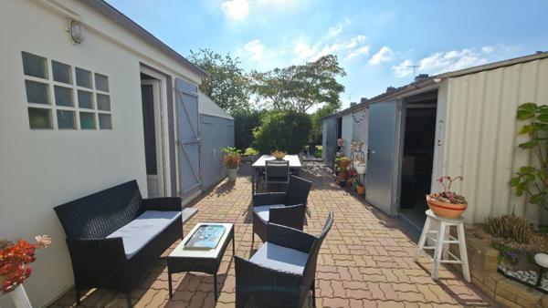 Maison trois chambres, proche toutes commodités Donges, environ 85 m² , écoles et collège à proximité, aux portes de SAINT-NAZAIRE / MONTOIR DE BRETAGNE