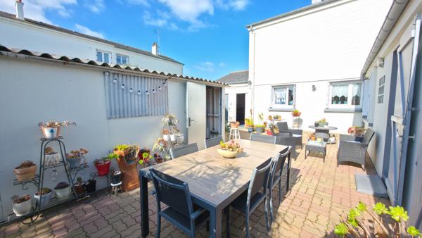 Maison trois chambres, proche toutes commodités Donges, environ 85 m² , écoles et collège à proximité, aux portes de SAINT-NAZAIRE / MONTOIR DE BRETAGNE