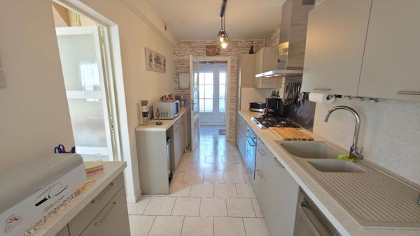 Maison trois chambres, proche toutes commodités Donges, environ 85 m² , écoles et collège à proximité, aux portes de SAINT-NAZAIRE / MONTOIR DE BRETAGNE