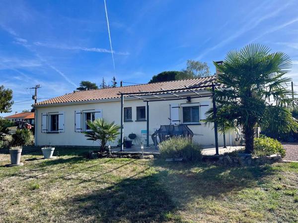 Maison à vendre 187 424 € Chabanais 5 p 95 m² DPE C