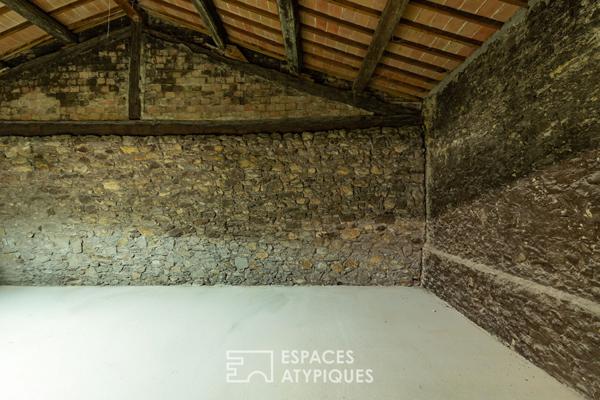 Volumes et potentiel pour ce bâtiment à l’esprit loft à Lézignan-Corbières