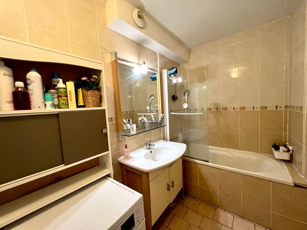 Appartement Cergy 4 pièce(s) 89.23 m2 €254 000 ** - Référence 11049