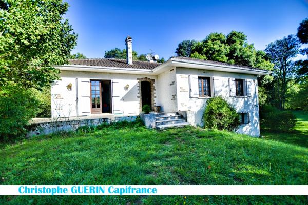 Maison à vendre 10 pièces proche de VARS (16)