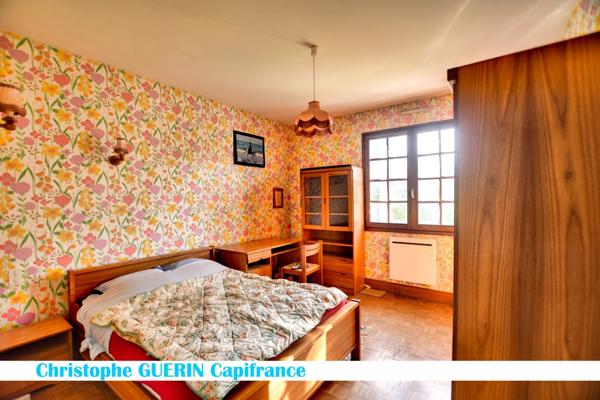 Maison à vendre 10 pièces proche de VARS (16)