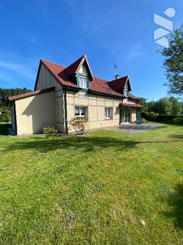 Nouveauté 
MERLIMONT 
Maison individuelle  4 chambres 155 m2 avec 2 garages indépendants jardin