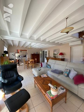Nouveauté 
MERLIMONT 
Maison individuelle  4 chambres 155 m2 avec 2 garages indépendants jardin