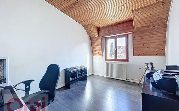 Maison à vendre    5 pièces • 90 m2 Châtillon