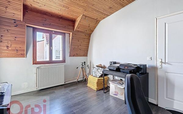 Maison à vendre    5 pièces • 90 m2 Châtillon