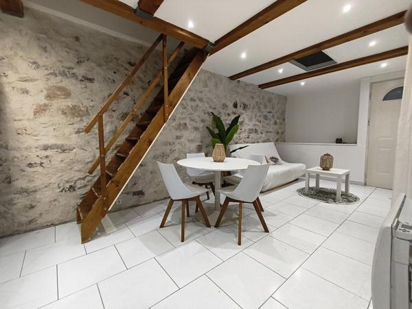 Charmant T3 rénové avec terrasse - proche gare et quais