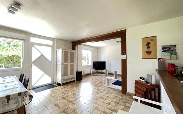 Maison à vendre    6 pièces •  Radon