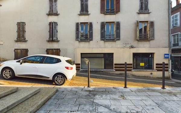 Maison à vendre    5 pièces •  Vinay