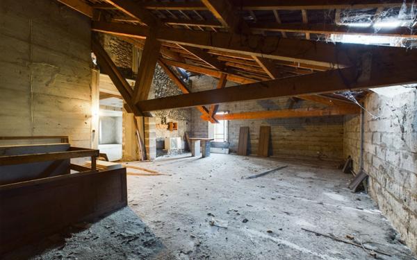 Maison à vendre    5 pièces •  Vinay