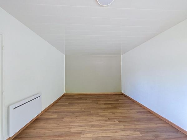 Maison de plain-pied avec sous-sol complet – Quartier Europe – Saint-Quentin