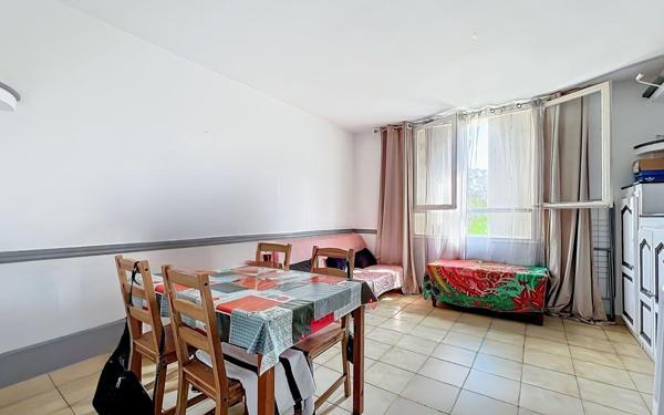 Appartement à vendre    3 pièces • 54,65 m2 Fréjus