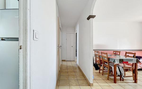 Appartement à vendre    3 pièces • 54,65 m2 Fréjus