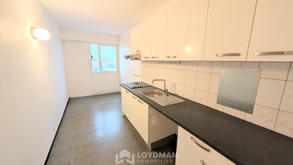 Montpellier (34000) Appartement T4 de 81 m² - Haut Antigone - vue panoramique avec terrasse, parking privatif et cave
