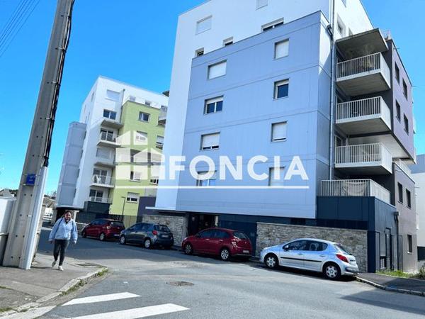 Location Appartement 3 pièces 57.42 m² - 11 RUE YVES GILOUX Brest 29200