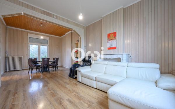 Maison à vendre    5 pièces • 152 m2 Maubeuge