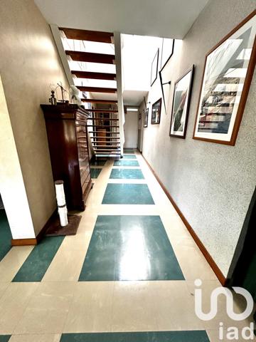 Maison à vendre 10 pièces 250 m² Lons