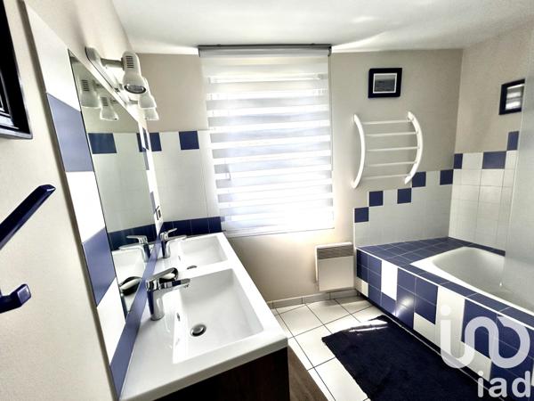 Maison à vendre 10 pièces 250 m² Lons