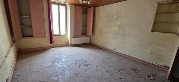 Maison à vendre 54 900 € Cahors 6 p 145 m² DPE D