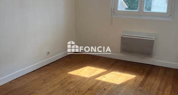À vendre Maison 3 pièces 74.24 m² - La Rochefoucauld-en-angoumois 16110