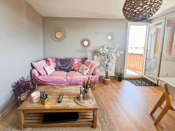 EN EXCLUSIVITE - A VENDRE - T3 DE 68 M² VENDU LOUÉ MEUBLÉ - proche IUT St Jérôme