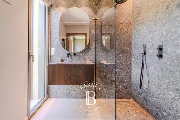 Éguilles, Maison 5 Chambres -  225 m² à vendre