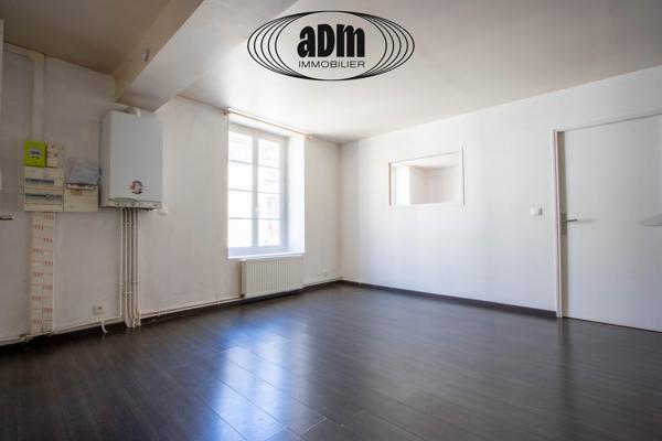 Appartement
                                                                                                                                                                                                                                                                                                                        3 pièce(s)                                                                                                                                                                                                          2 chambre(s)                                                                                                                                                                                                          59.58  m²