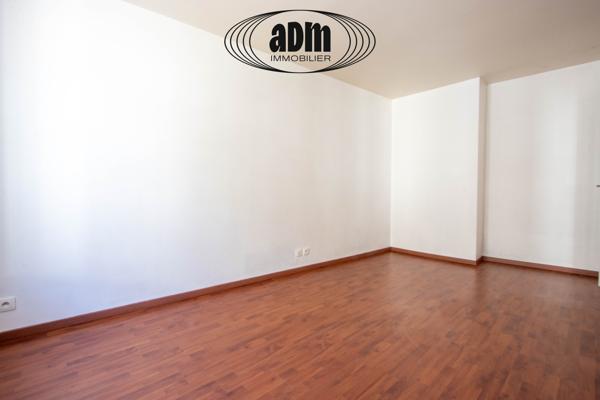 Appartement
                                                                                                                                                                                                                                                                                                                        3 pièce(s)                                                                                                                                                                                                          2 chambre(s)                                                                                                                                                                                                          59.58  m²