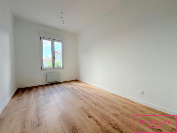 Appartement
                                                                                                                                                                                                                                                                                                                        3 pièce(s)                                                                                                                                                                                                          2 chambre(s)                                                                                                                                                                                                          50.22  m²