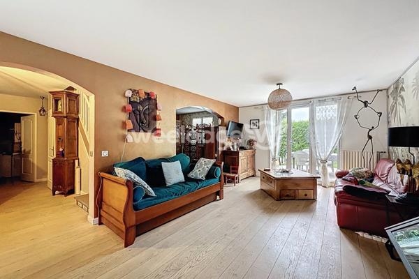 Maison à vendre 8 pièces de 150 m² à Vauréal