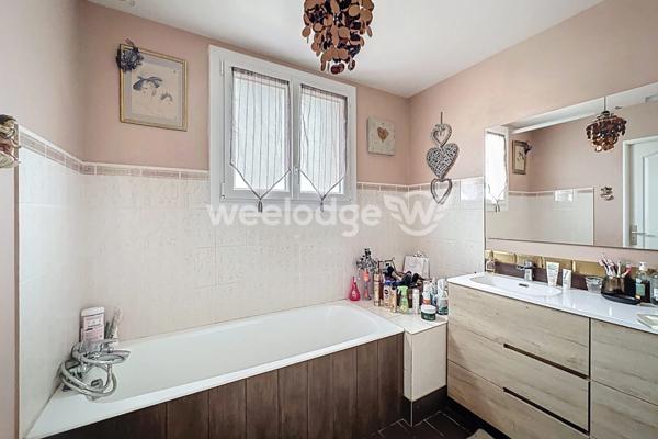 Maison à vendre 8 pièces de 150 m² à Vauréal