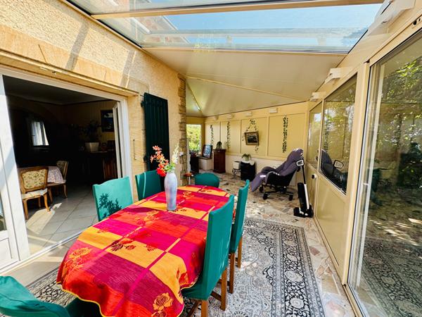 Maison La Roque D Antheron 8 pièce(s) 233 m2