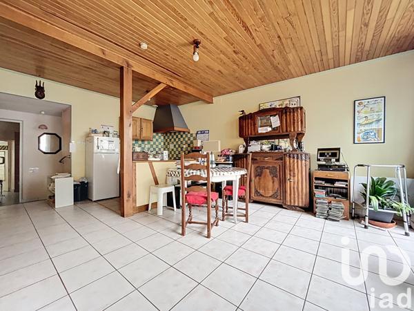 Immeuble à vendre 140 m² La Ville-ès-Nonais