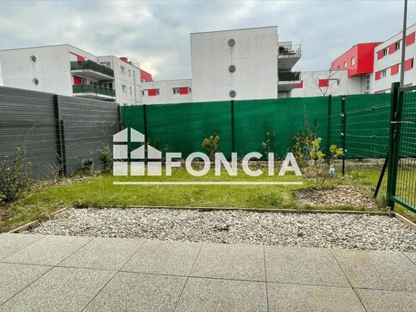 Location Appartement 3 pièces 67.2 m² - 4 RUE DU 13 JUILLET 1972 Le Pont De Claix 38800