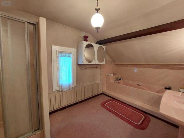 Maison de ville à vendre à Le Bugue en Dordogne (24260), ref : 18113/80