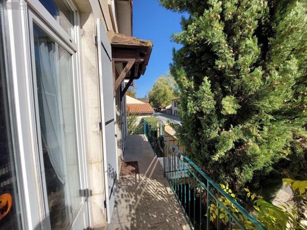 Maison de ville à vendre à Le Bugue en Dordogne (24260), ref : 18113/80