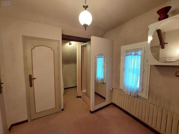 Maison de ville à vendre à Le Bugue en Dordogne (24260), ref : 18113/80