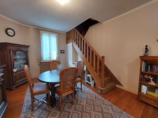 Maison de ville à vendre à Le Bugue en Dordogne (24260), ref : 18113/80