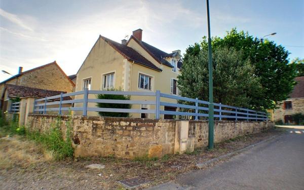 Maison à vendre    5 pièces •  Lacanche