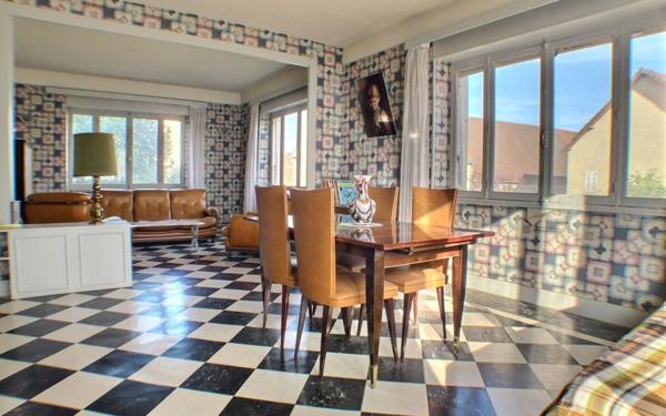 Maison à vendre    5 pièces •  Lacanche