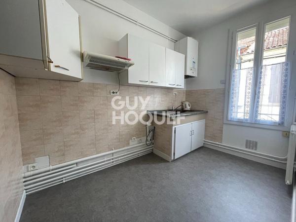 Immeuble de 2 appartements proche Lycées