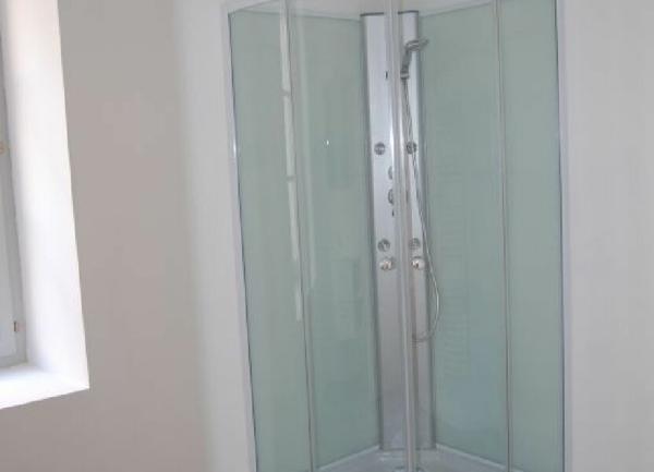 Appartement à louer    2 pièces •  Saint-Satur