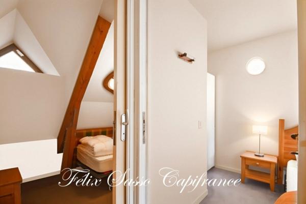 CAUTERETS (65), superbe T2 BIS d'une surface au sol de 41.72 m2 avec vue panoramique sur les montagnes - Résidence avec piscine