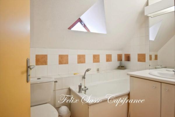 CAUTERETS (65), superbe T2 BIS d'une surface au sol de 41.72 m2 avec vue panoramique sur les montagnes - Résidence avec piscine