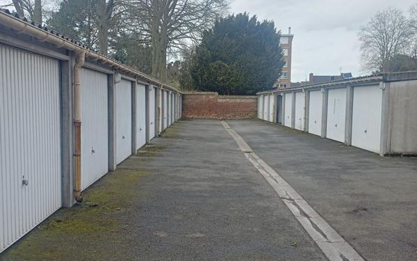 Stationnement à louer    16 m2 Hazebrouck