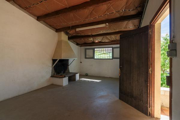 CARCASSONNE – ALZONNE Vaste maison de ville. 250m² (149m² hab.) avec jardin, terrasse abritée et garage