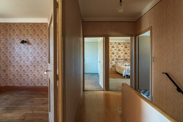 CARCASSONNE – ALZONNE Vaste maison de ville. 250m² (149m² hab.) avec jardin, terrasse abritée et garage